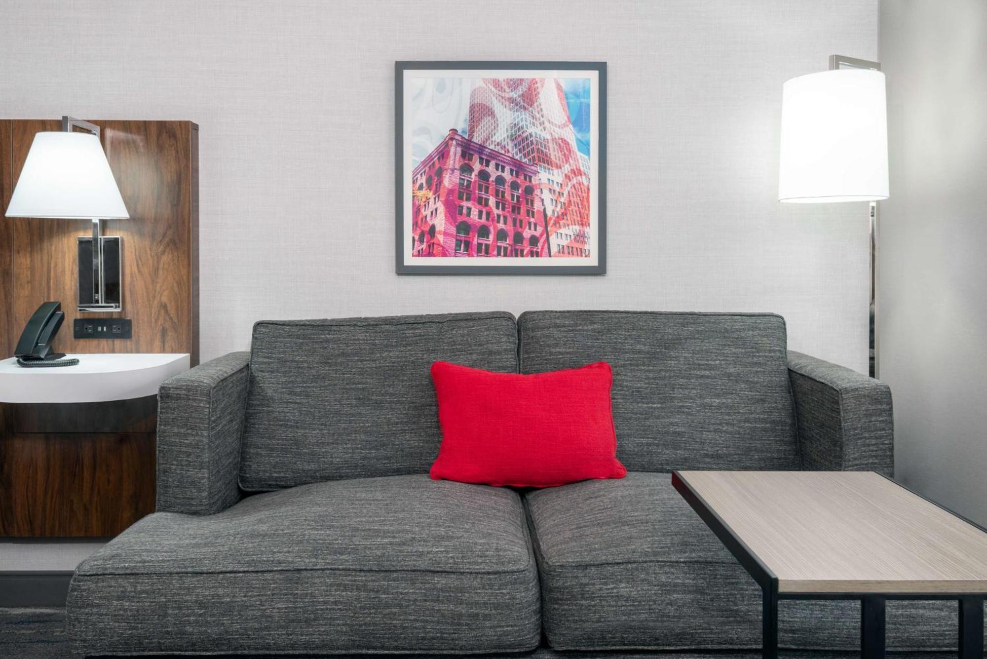 Hampton Inn & Suites Cleveland-Бичвуд Экстерьер фото