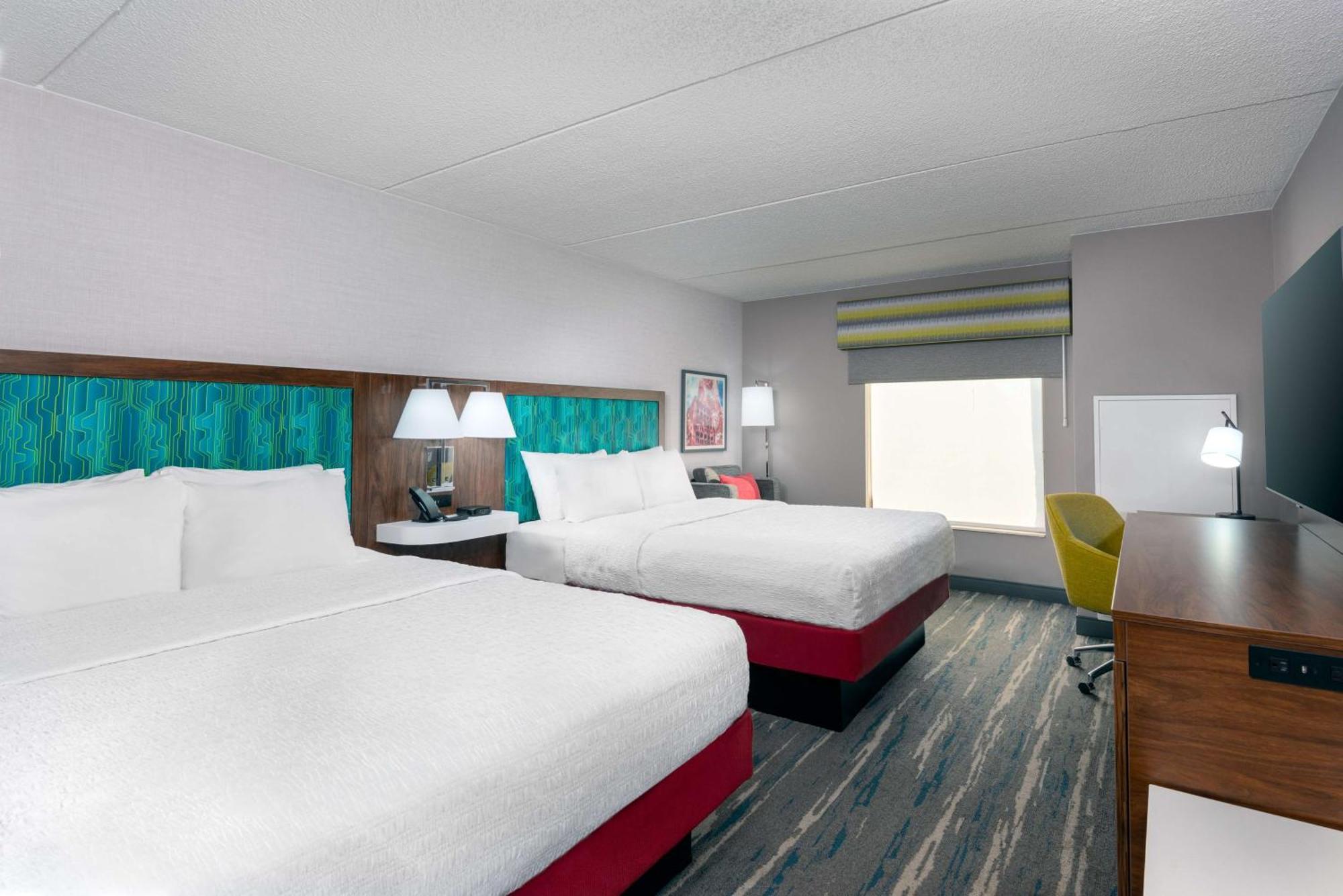 Hampton Inn & Suites Cleveland-Бичвуд Экстерьер фото